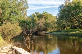 Charlotte County, Florida Lot by the Peace River!