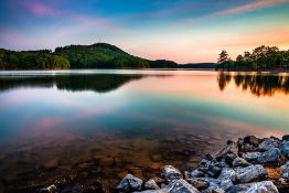 Twin Oaks Harbor is the Spot for Camping and Relaxation!