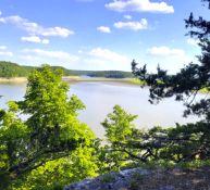 Your Camping Escape in Twin Oaks Harbor, Missouri!