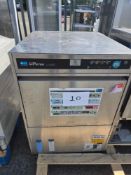 Single Draw Glass Washing Machine.
