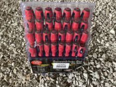 30 PIECE SCREWDRIVER SET