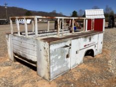 CAB AND CHASSIS UTILITY BED