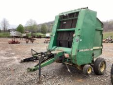JOHN DEERE 435 HAY ROLLER