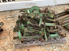 HAND WINCH