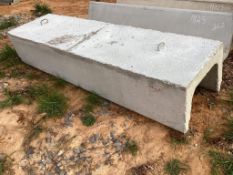 CONCRETE FEED BUNK