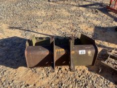 BACKHOE BUCKET 3FT WIDE