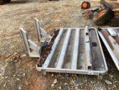 ALUMINUM HEADACHE RACK