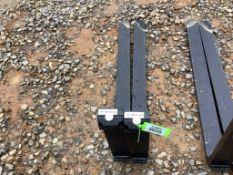 SKID STEER PALLET FORKS