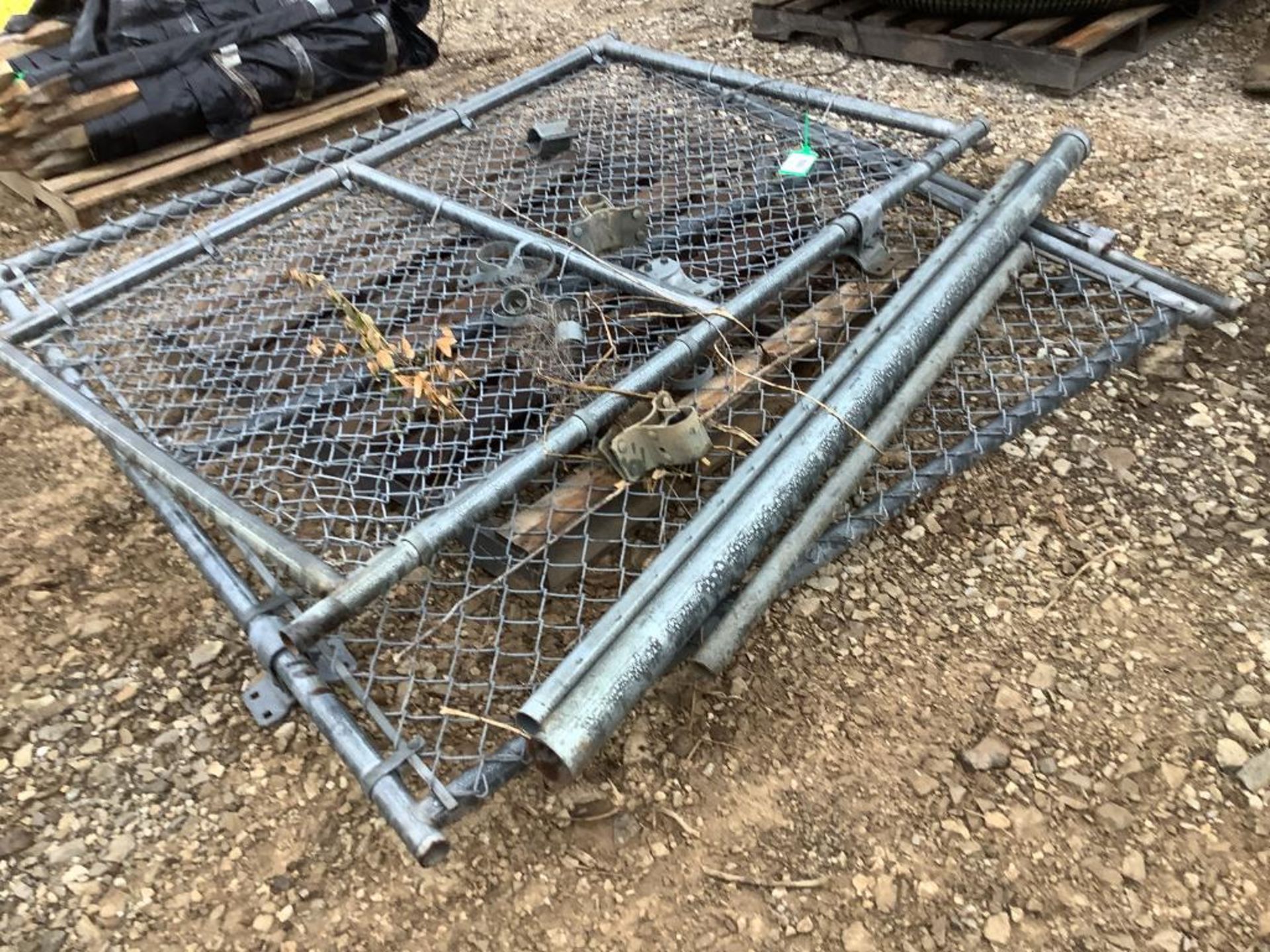 Chain Link Fence Panels 68"x44" - Image 4 of 4