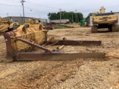 CAT crawler Blade