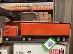 Nylint Schneider Sound Machine Semi