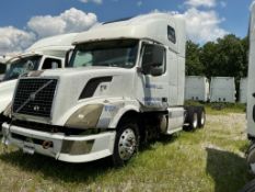 2004 Volvo VNL Cab and chassis Parts Truck Vin. 4V4NC9TG84N370751
