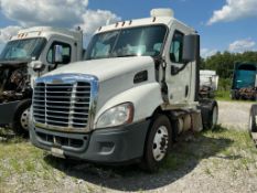 2014 Freightliner Cascadia Parts Truck Vin. 3AKBGADV3E8FM6930