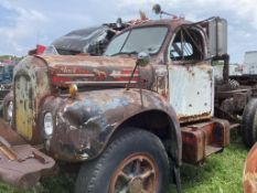 Vintage Mack B61 Thermodyne Semi Truck