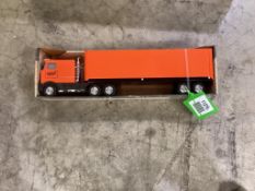 Nylint Schneider Sound Machine Semi