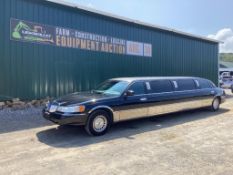 1998 Lincoln Town Car Passenger Car, VIN # 1l1fm81w3wy728709