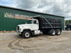 2000 Mack RD690S Truck, VIN # 1m2p264c4ym031333