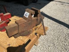 Vise Colbian Cleveland Ohio