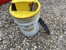 5 Gallon Mouse Trap Bucket