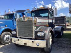 1978 Kenworth Day Cab Semi W900