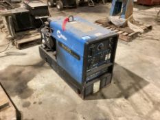 Miller Bobcat 225G Welder/ Generator
