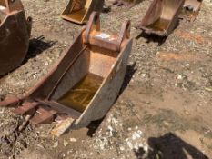 16in Backhoe Tooth Bucket