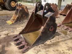 36in Excavator Tooth Bucket