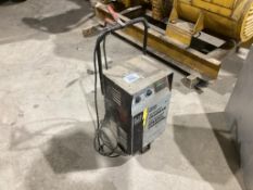 Parts Master Battery Charger/Starter