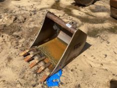 24in Excavator Tooth Bucket