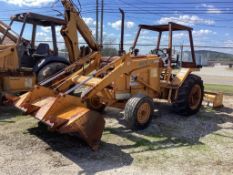 Case 480E Rubber Tire Back Hoe