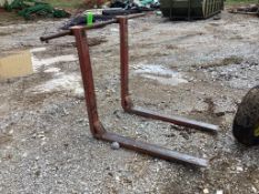 Bucket Mount Pallet Forks