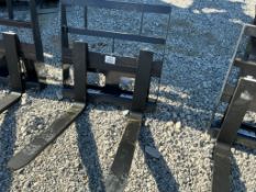 Wolverine Mini Skid Steer Mount Pallet Forks