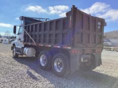 1999 Volvo VN Tandem Axle Dump Truck, VIN # 4va7bapf3xn763086