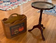 Pedestal Style Fern Stand with Solid Wood Magazine Holder
