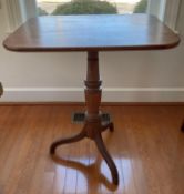 Antique English Mahogany Tilt Top Accent Table