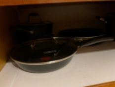 Caphalon Cookeare with lids