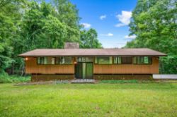 Live Real Estate Auction