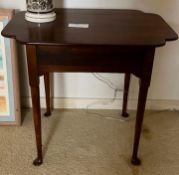 Queen Anne Tea Table