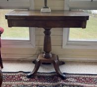 Duncan Phyfe Turnover Top Table