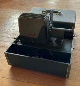 Vintage Argus PA-101 Slide Projector