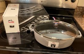 Staub Shallow Oval Cocette 4qt with Glass Lid