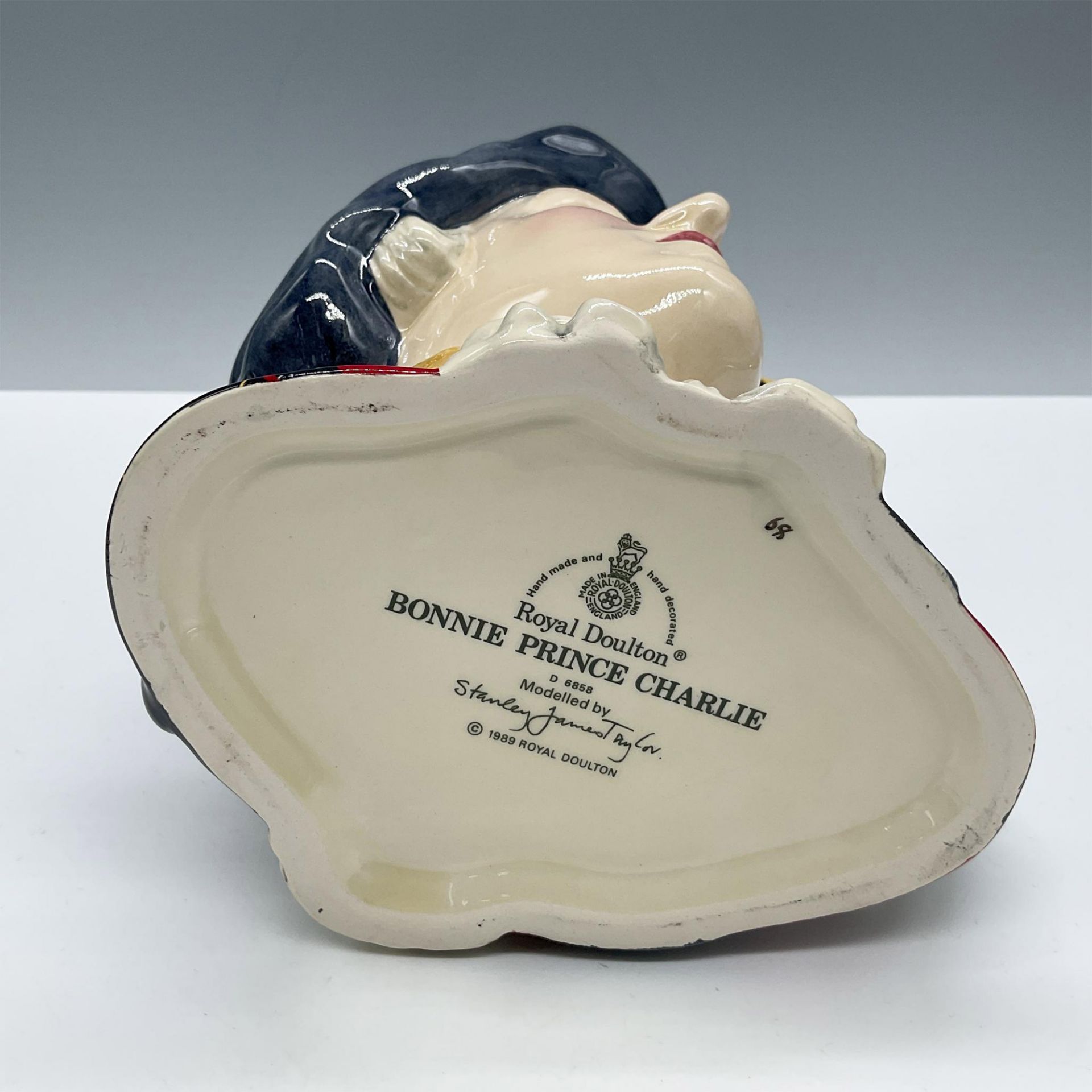 Bonnie Prince Charlie D6858 - Large - Royal Doulton Character Jug - Bild 3 aus 3