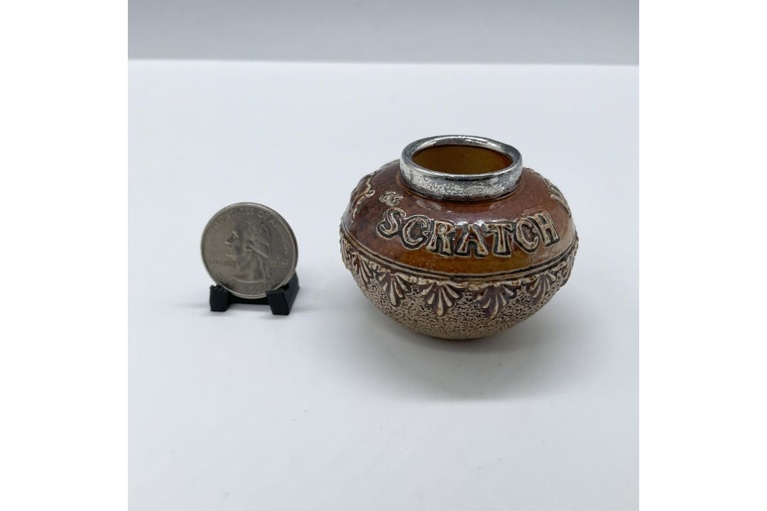 Doulton Lambeth Stoneware Match Striker with Sterling Rim - Bild 5 aus 5