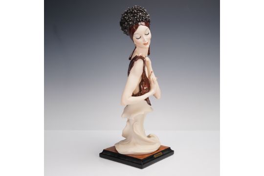 Beautiful Giuseppe Armani porcelain bust figurine titled  Giuseppe Armani figurine titled \