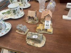 5X ASSORTED MINIATURE HOUSE ORNAMENTS