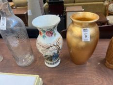 2X ASSORTED VASES