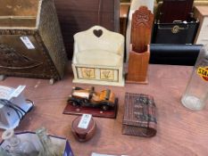 5X ASSORTED WOODEN ORNAMENTAL ITEMS