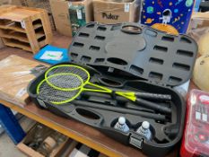BADMINTON CARRY CASE W/ RACKETS & SHUTTLECOCKS