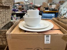 WHITE 16PC DINNER SET (NEW)