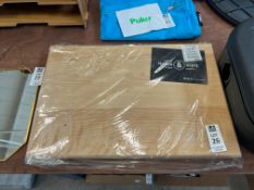 WOODEN CHOPPING BOARD (NEW)